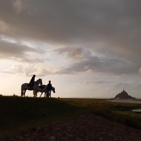 פונטורסון Gite Le Chausey Mont Saint Michel מראה חיצוני תמונה